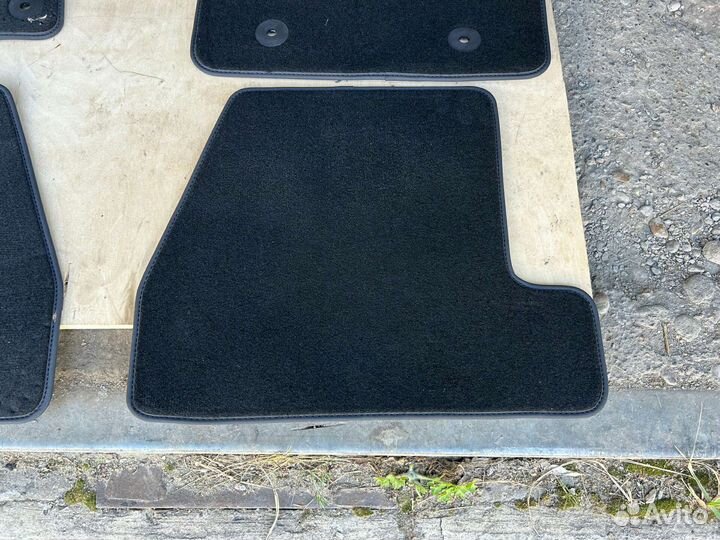 Ворсовые ковры салона Ford Focus 3