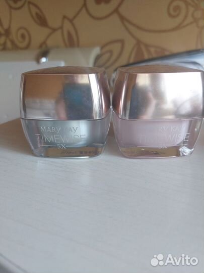 Баночки пустые от крема мери кей (ночной,дневной)