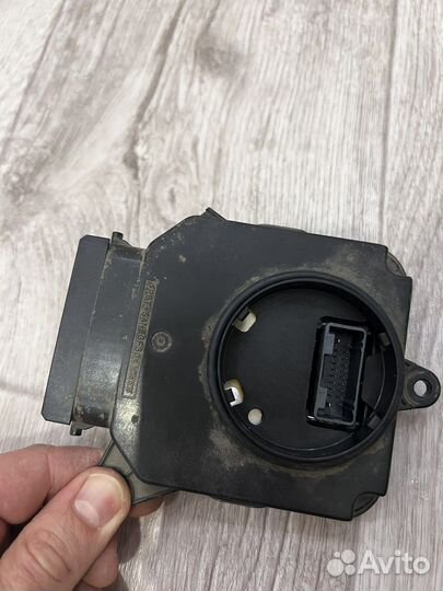 Блок управления фарой toyota camry 70