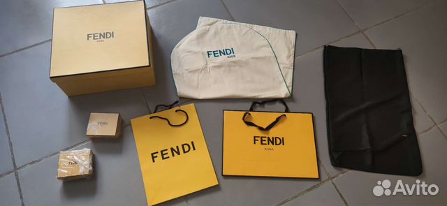 Аксессуары Fendi