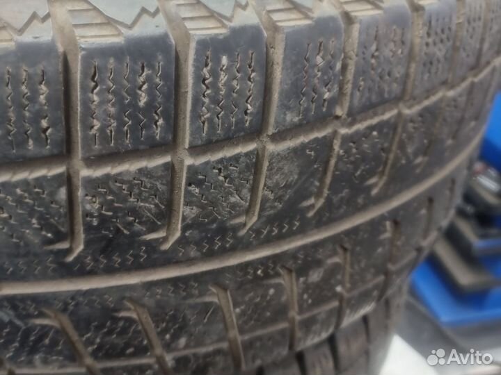 Goodride SW 618 215/45 R17