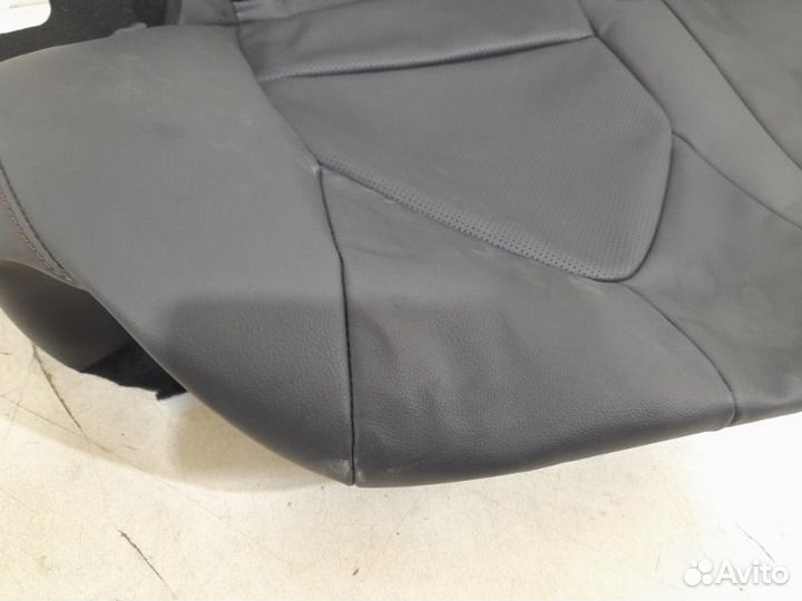 Обшивка сиденья задняя Toyota Camry V70 2018