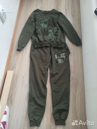 Спортивный костюм