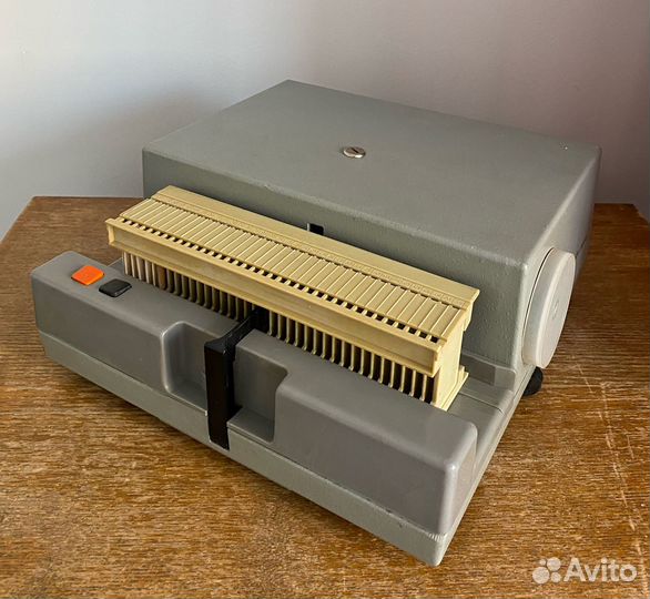 Диапроектор советский