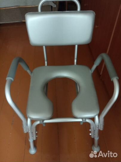 Туалетный стул