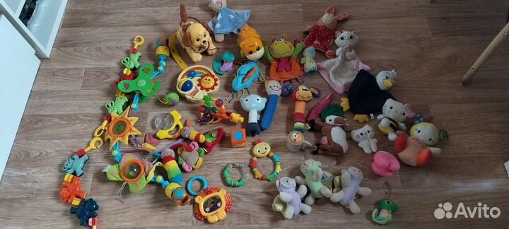 Игрушки для новорожденных пакетом