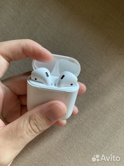 Airpods 2
