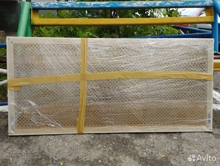 Решетка на батарею декоративная