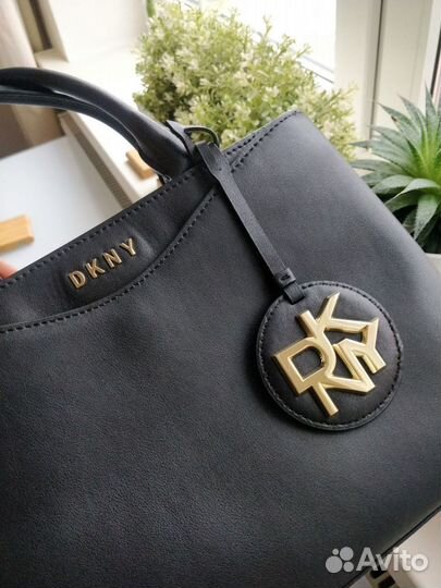 Женская сумка dkny оригинал (кожа)