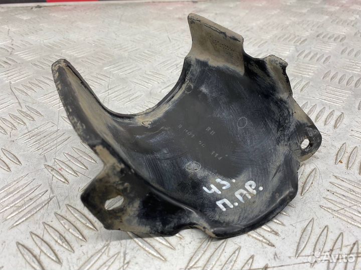 Б/У пыльник рулевой колонки передний правый Mazda