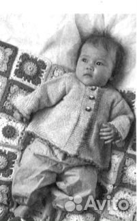 Вязаный комплект кардиган и носки ручной работы