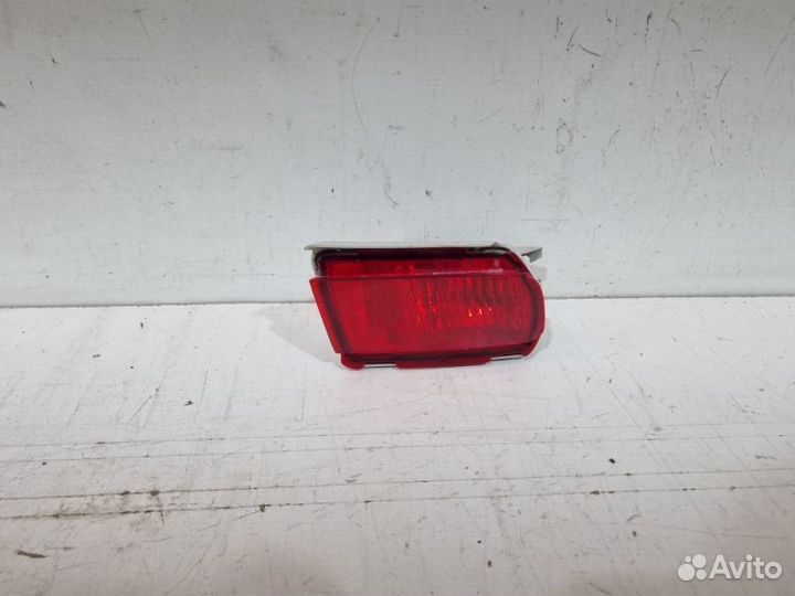Фонарь противотуманный задний правый Toyota Land