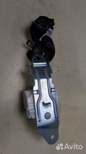 Ремень безопасности правый задний BMW X2 (F39) 2017