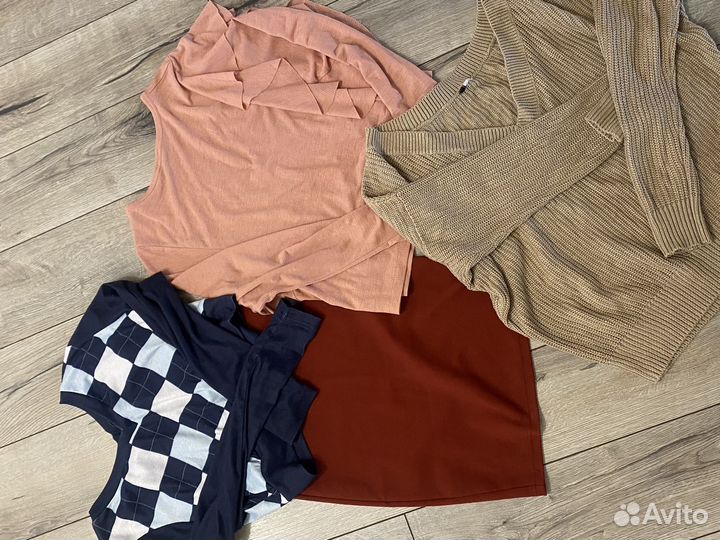 Пакет вещей женских 42-44 размер 30-35 единиц