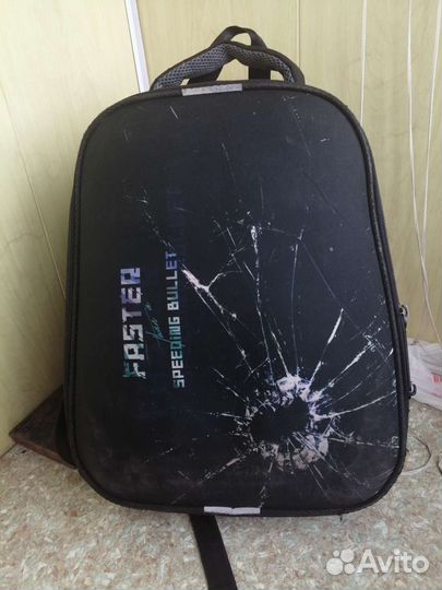 Рюкзак школьный