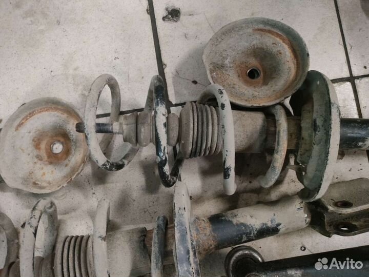 Детали подвески Логан