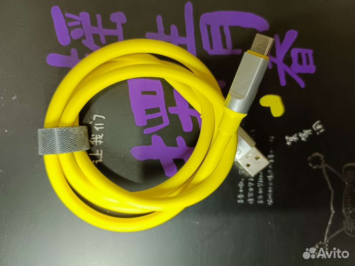 Зарядник для телефона, повербанка (таепси)