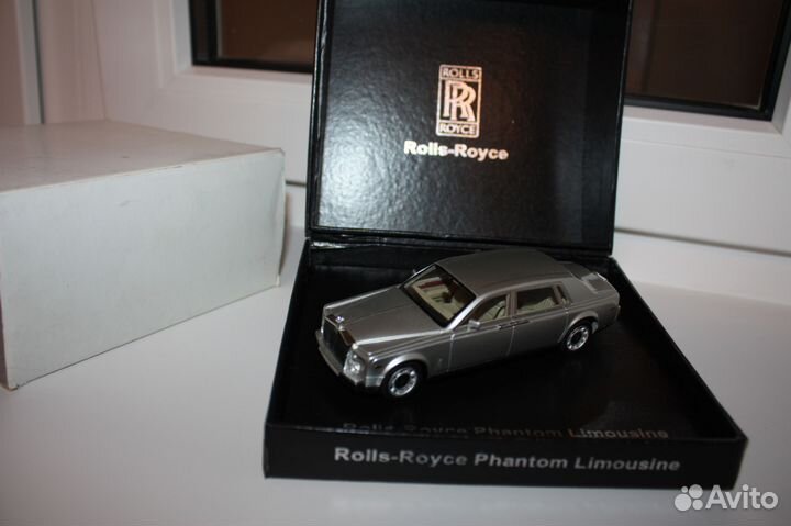 Масштабная модель Rolls Royce phantom limousine