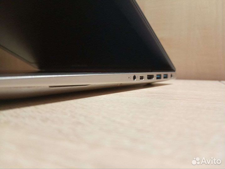 Ноутбук asus
