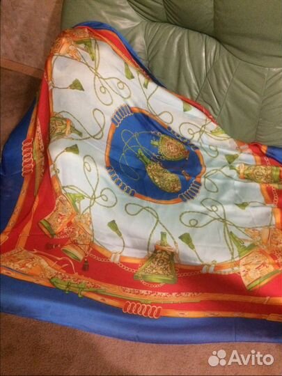 Шёлковый шарф