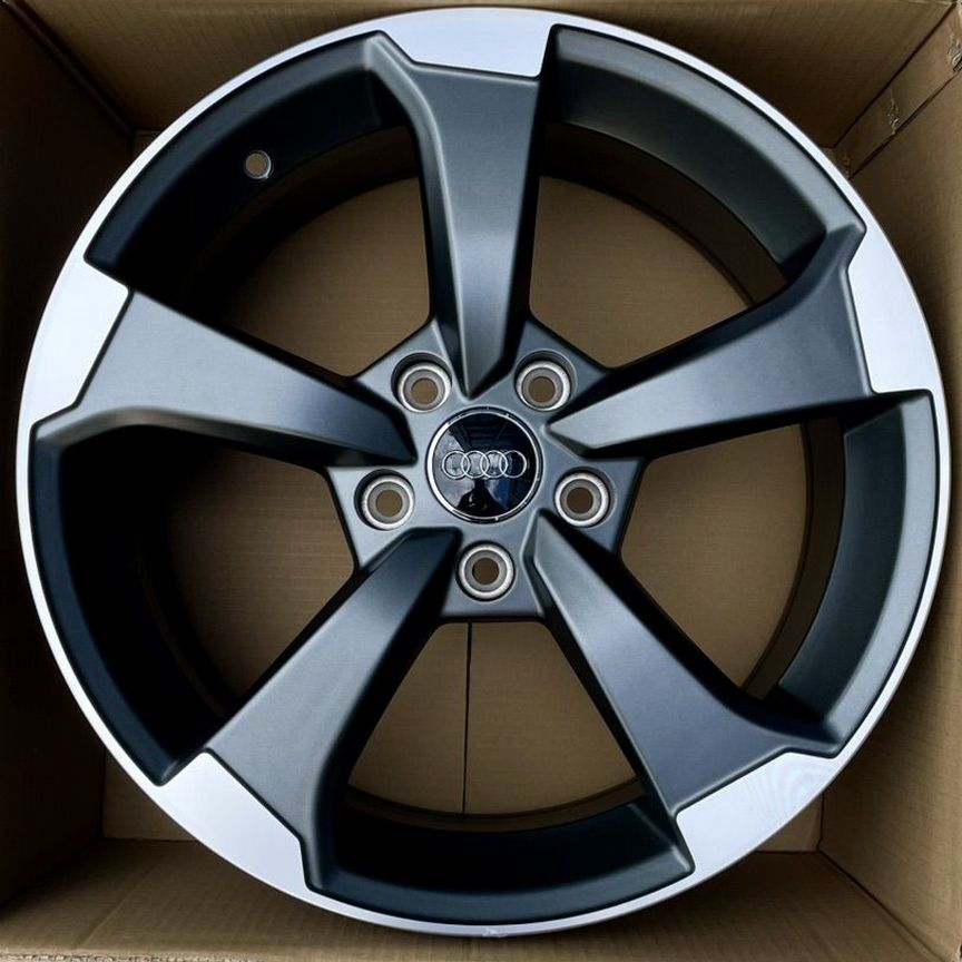Литые диски Audi 7.5×R17 5×112