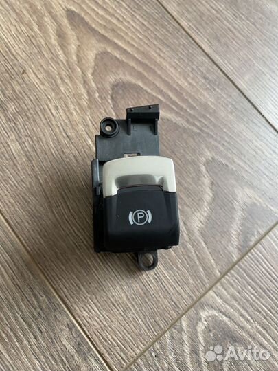 Кнопка ручника Audi A8 D3 2008г