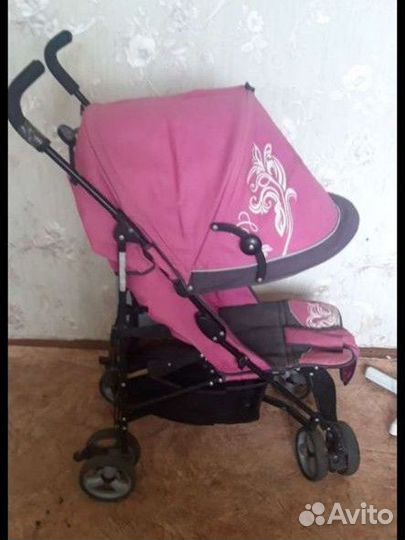 Прогулочная коляска трость