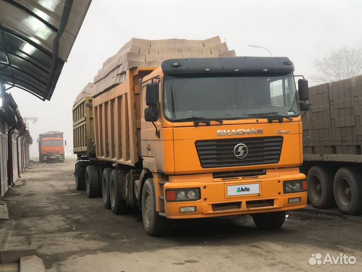 Shacman (Shaanxi) SX3255DR384, 2011