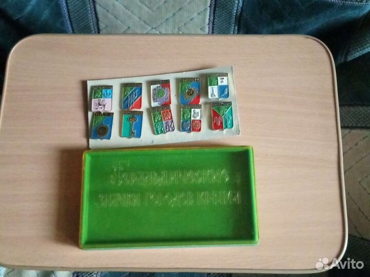 Набор значков