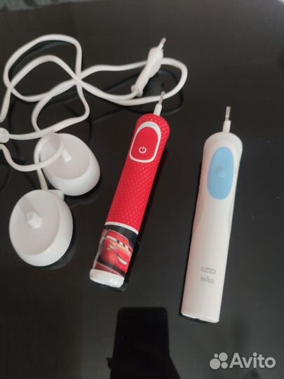 Электрическая зубная щетка oral b детская