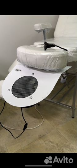 Вытяжка для педикюра/ маникюра