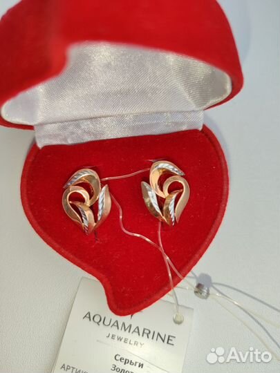 Золотые серьги