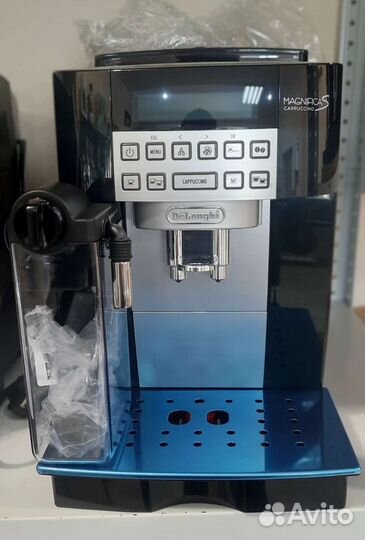 Кофемашина Delonghi