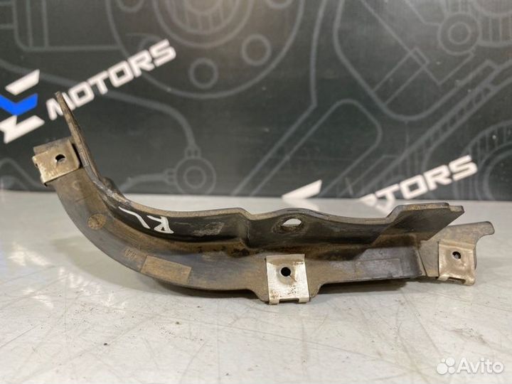 Щиток задний левый Audi A4 B6 ASN 2004