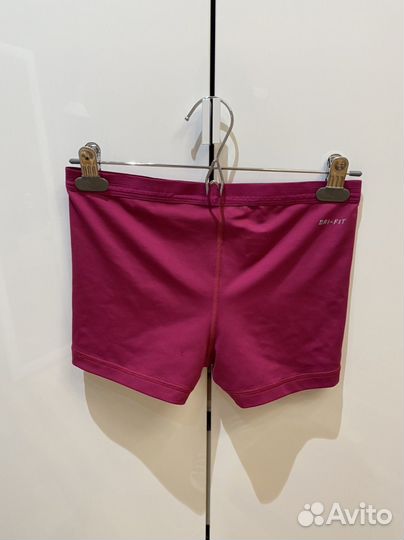 Теннисные шорты женские