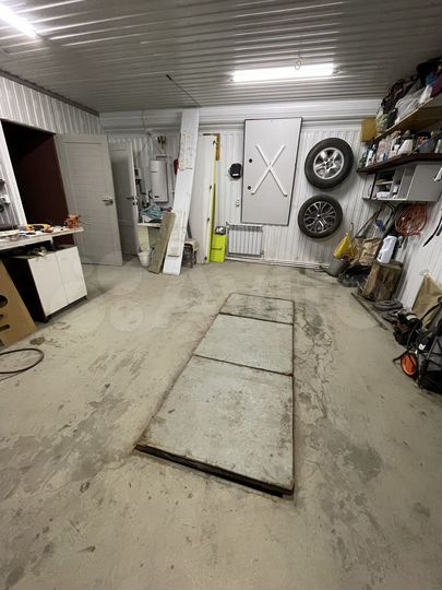 Гараж, > 30 м²