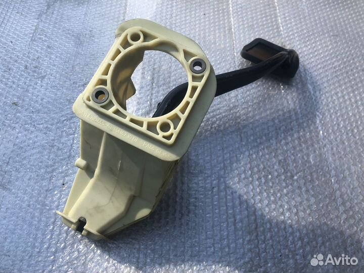 Педаль тормоза BMW 7 F01 F02 08-12