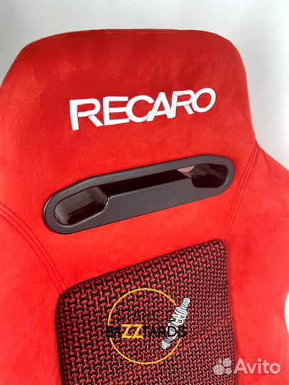 Полуковш спортивный Recaro кожа черный под карбон