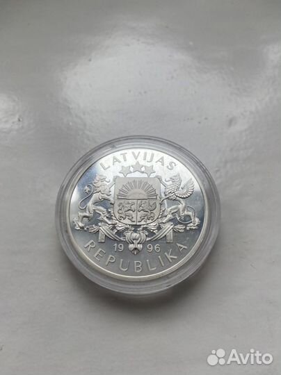 Иностранные монеты из серебра