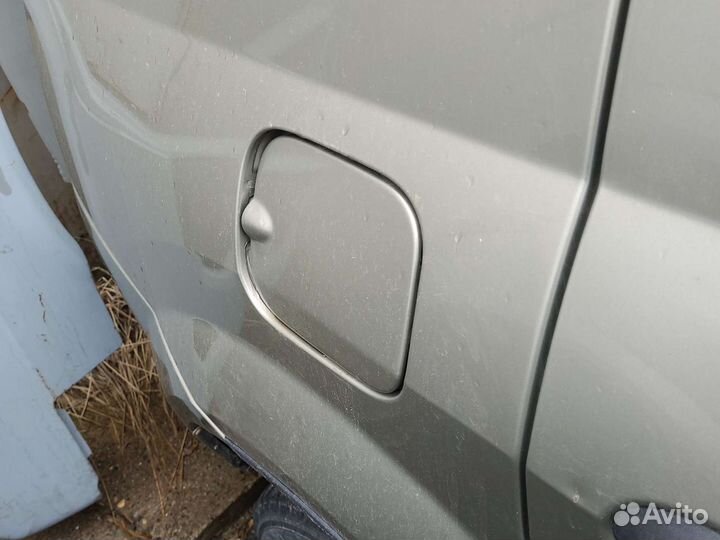 Лючок бензобака renault logan