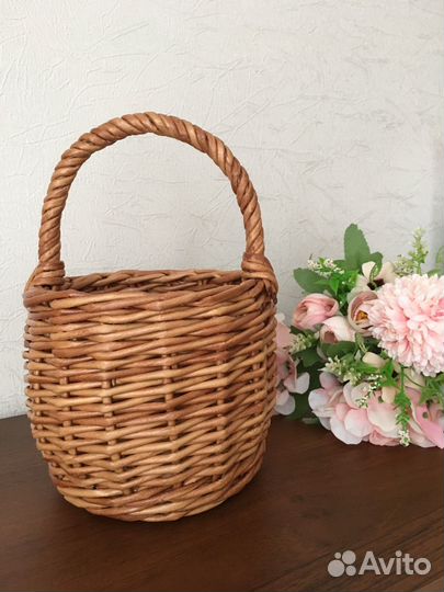 Плетёная корзина