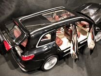 Модель автомобиля 1:18 Mercedes-Maybach GLS 600 X1