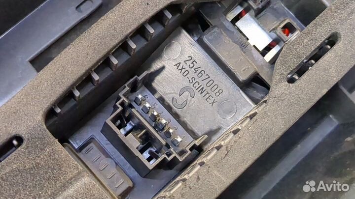 Фонарь (задний) Opel Vivaro, 2004