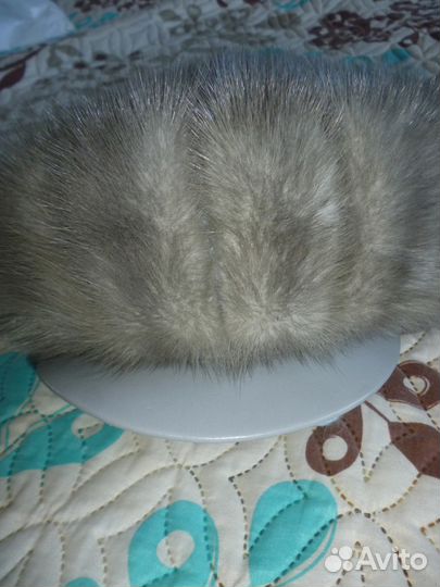 Шапка норковая,56 размер,с козырьком и ушками