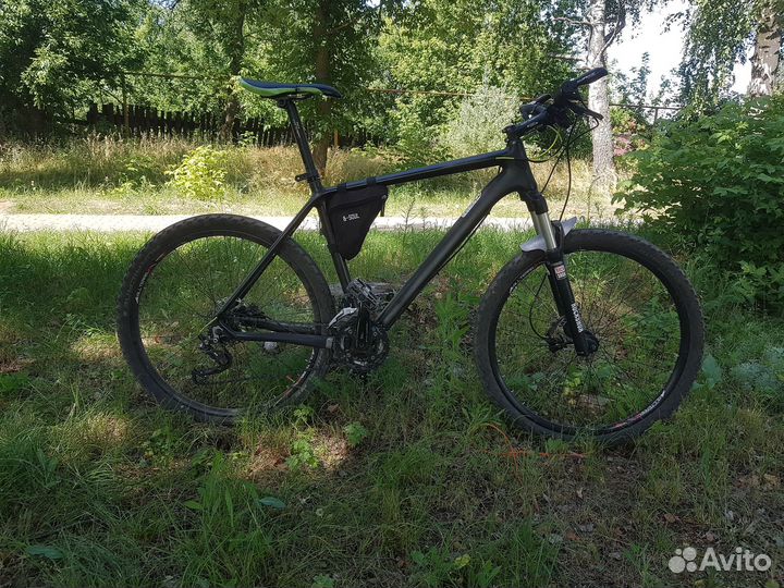 Велосипед карбон 27.5 Shimano XT Rockshox