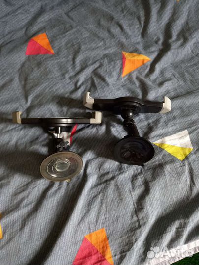 Держатель для планшета в машину