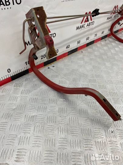 Б/У петля крышки багажника Chevrolet Aveo T250