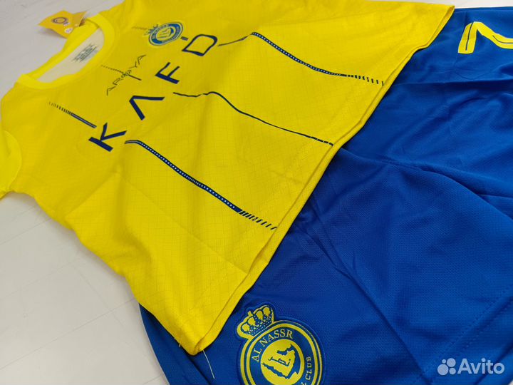 Форма футбольная