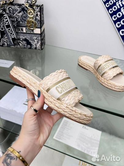 Шлепанцы женские