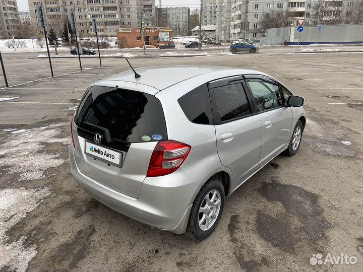 Honda Fit 1.3 CVT, 2010, 150 000 км